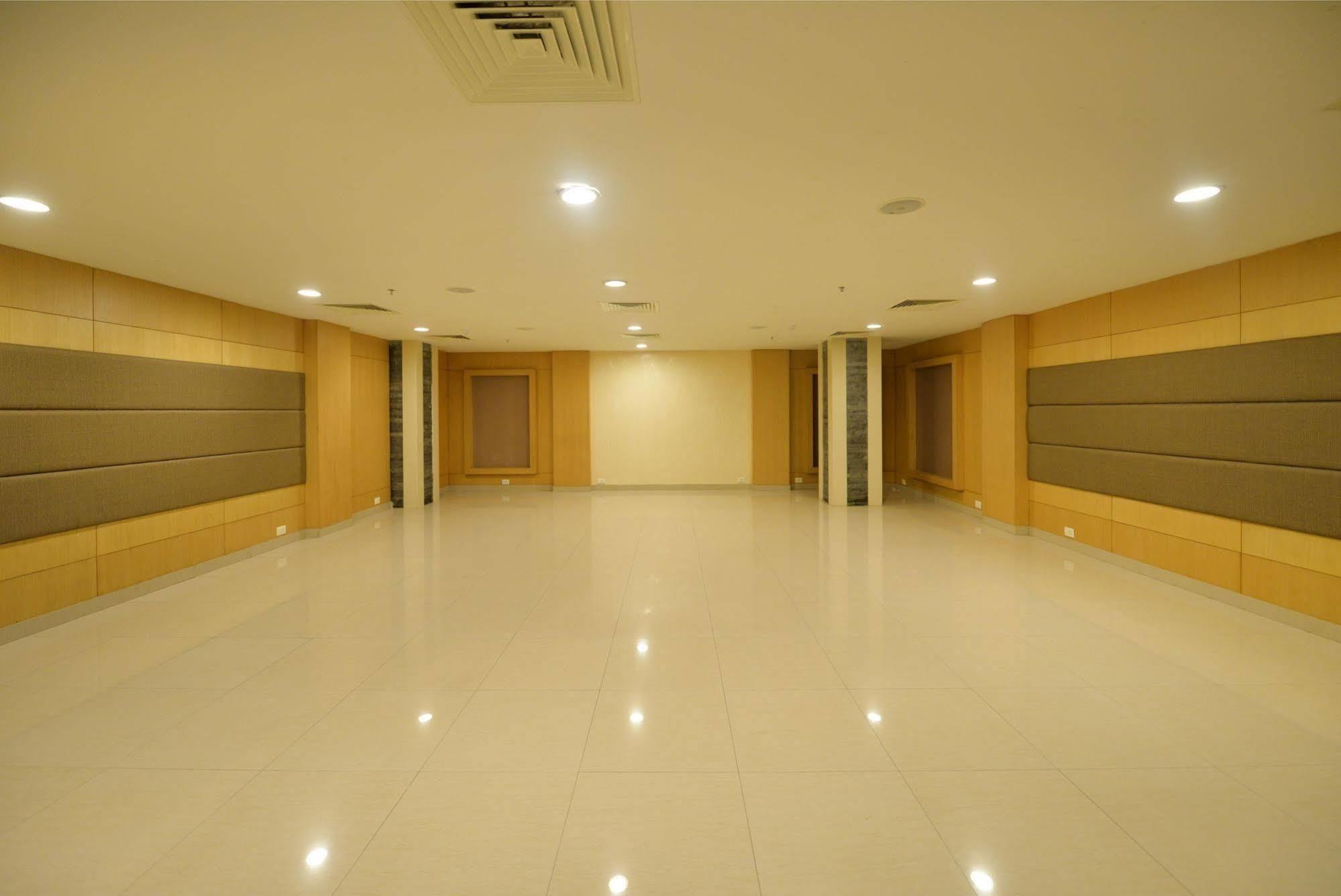 The Kay Hotel Vijayawada Exterior photo